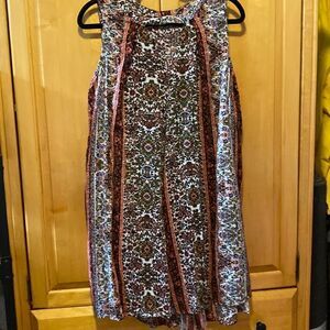 Flowy Boho dress with cutout neckline detail